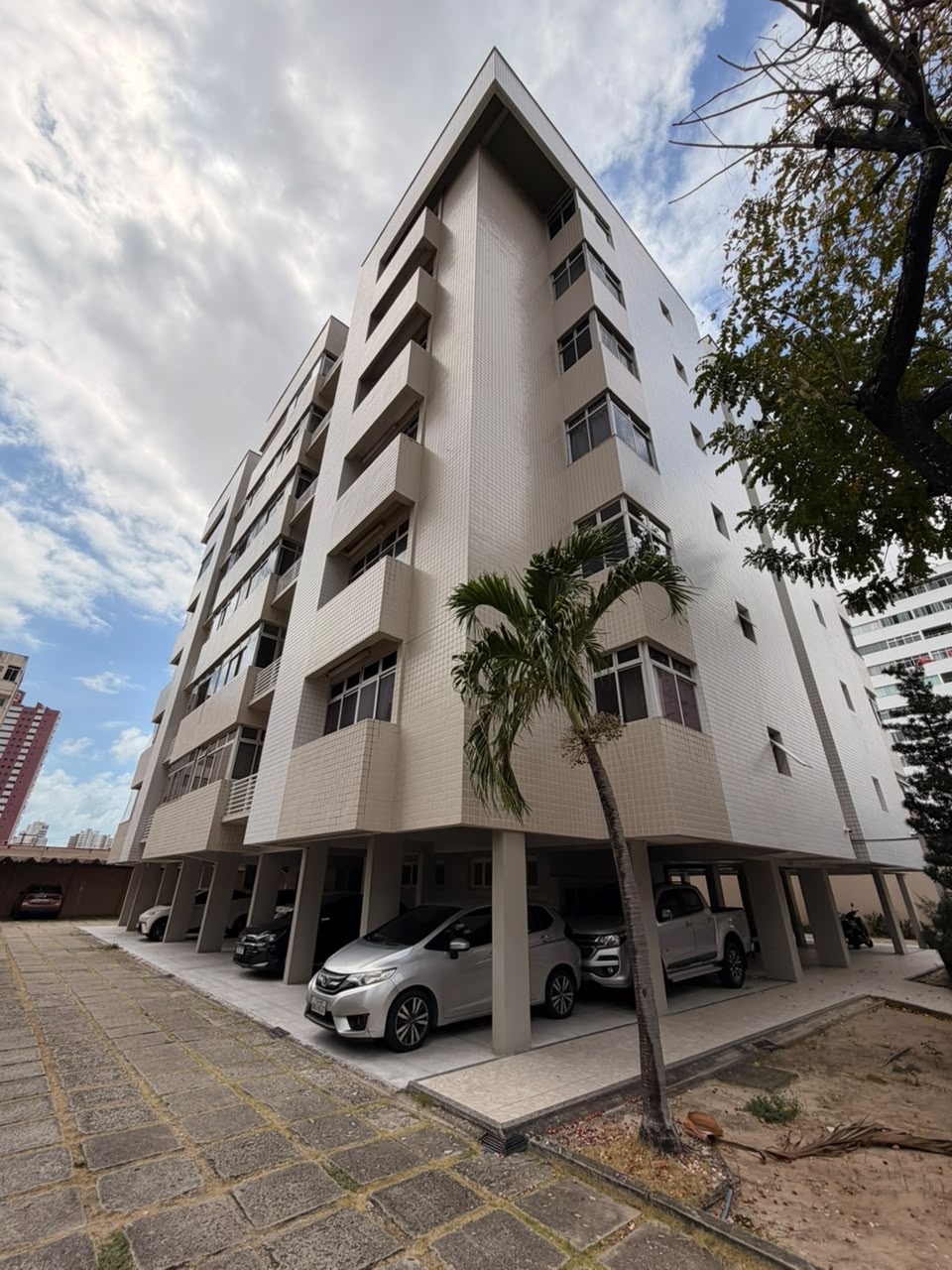 Apartamento com 4 quartos no Aldeota